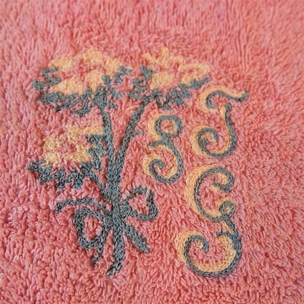 Vintage Martex Luxor Fingertip Hand Towel